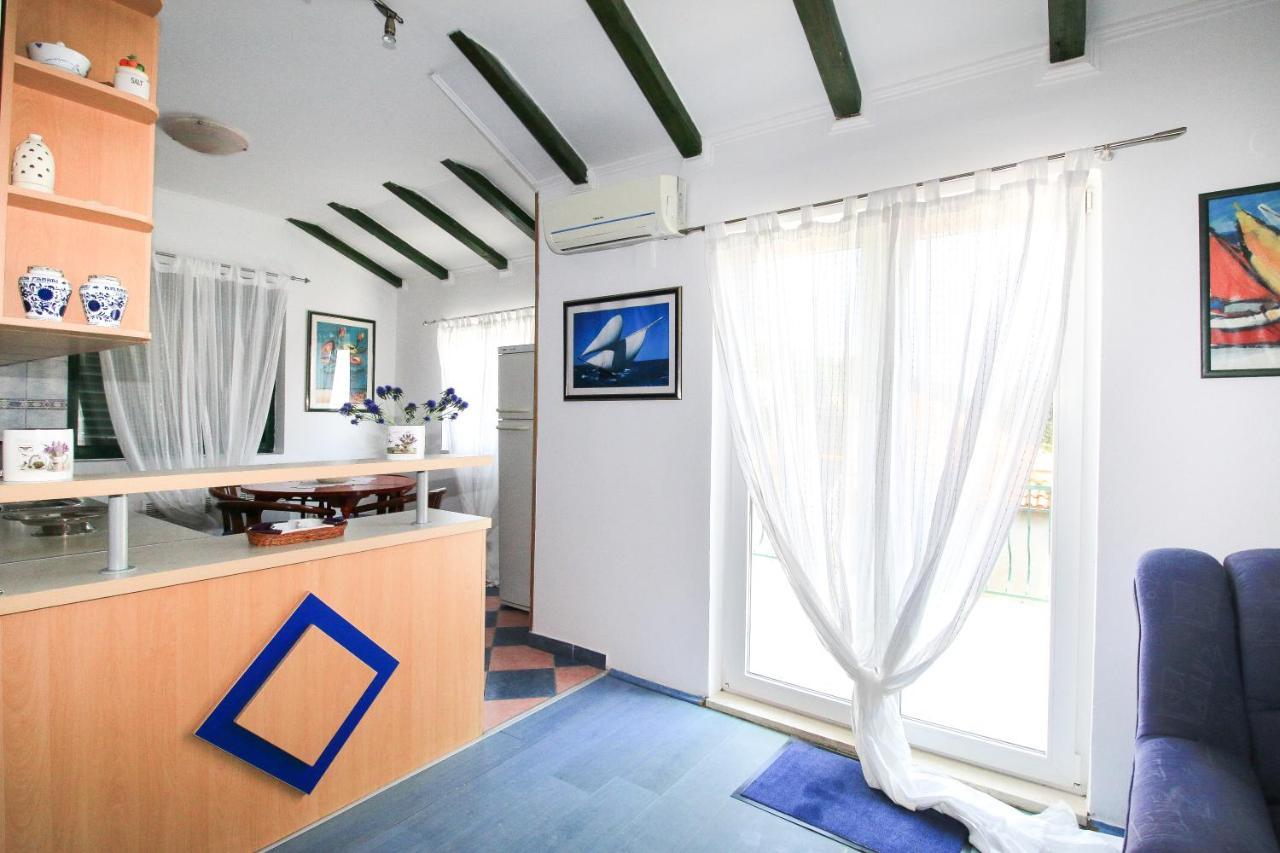 Apartment Ida Трпань Экстерьер фото
